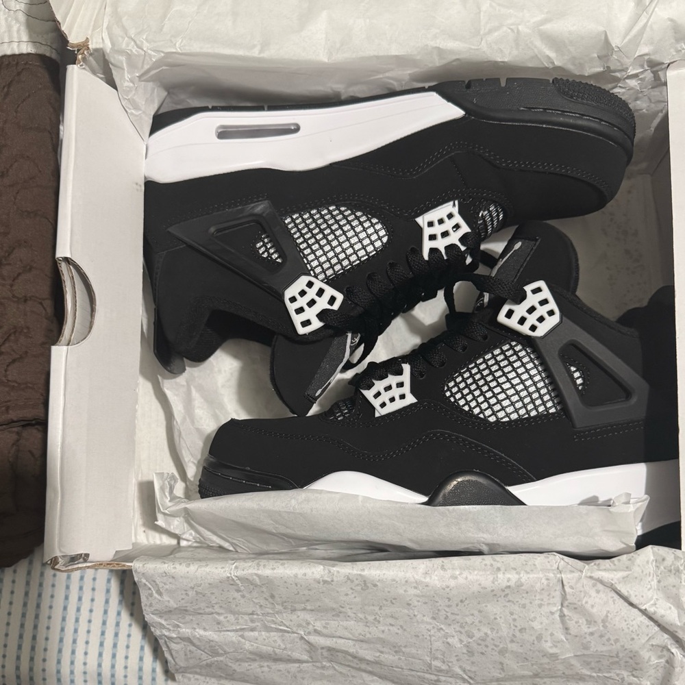 Black and White Jordan 4 Sneakers - Picture 2 of 6